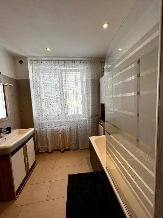 Апартаменты Apartman Sofije Карловы Вары Экстерьер фото