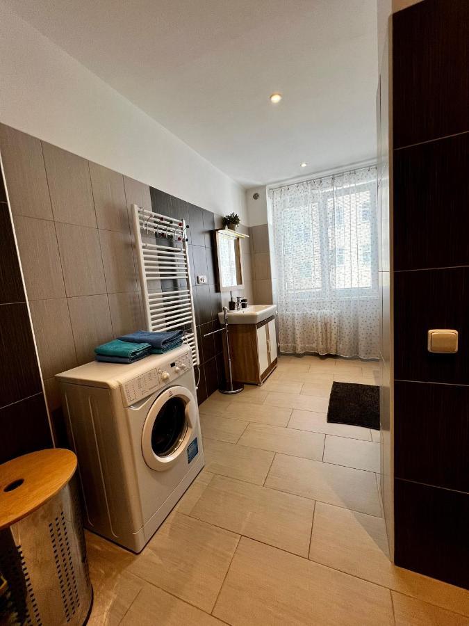 Апартаменты Apartman Sofije Карловы Вары Экстерьер фото