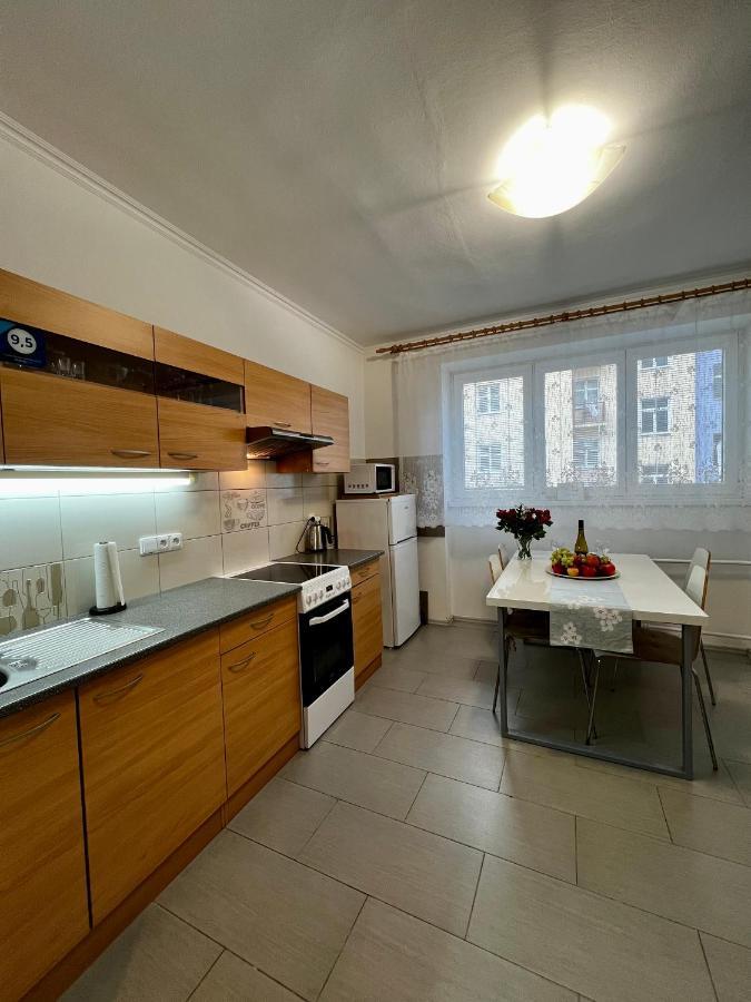 Апартаменты Apartman Sofije Карловы Вары Экстерьер фото